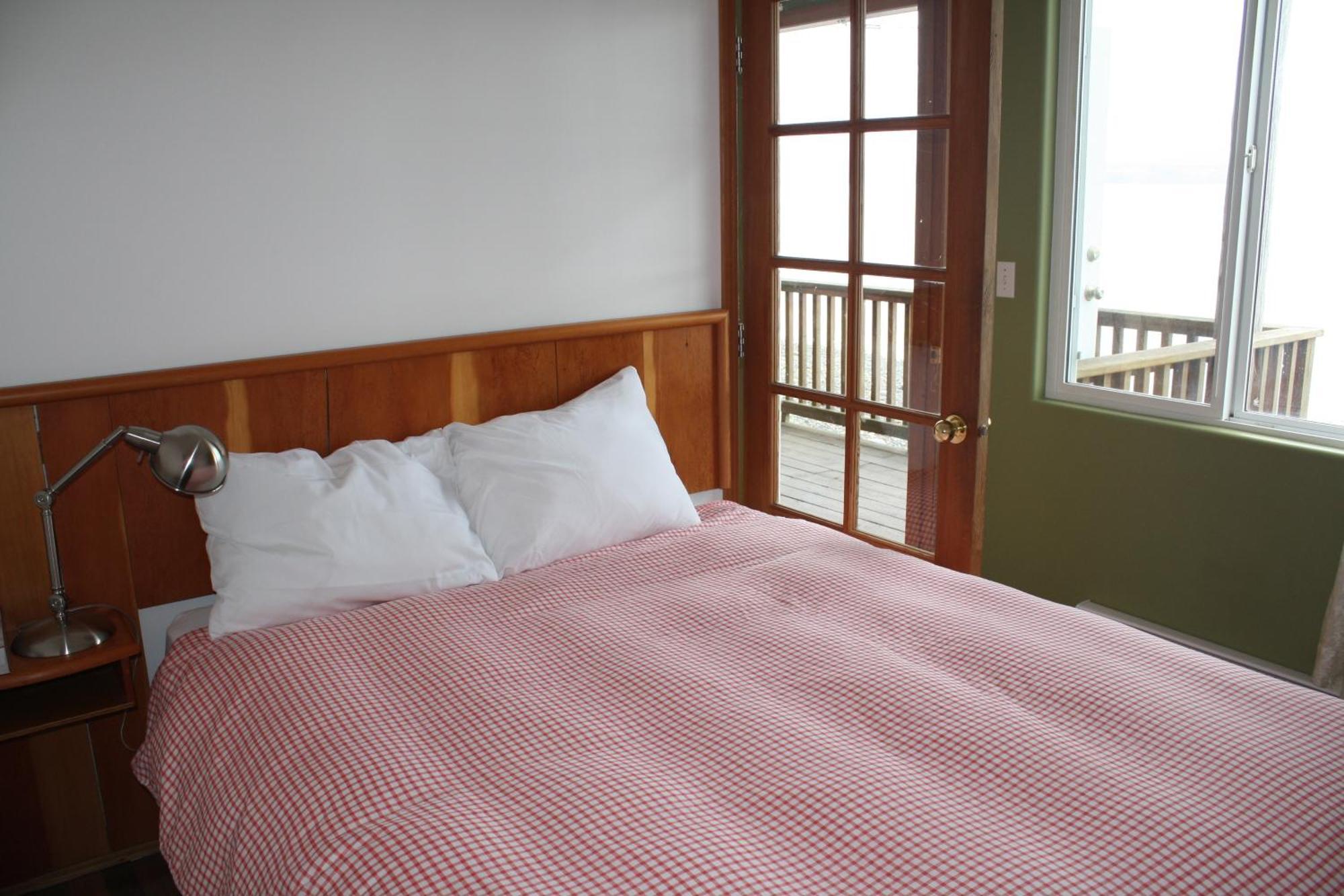 Orca Lodge Sointula Экстерьер фото
