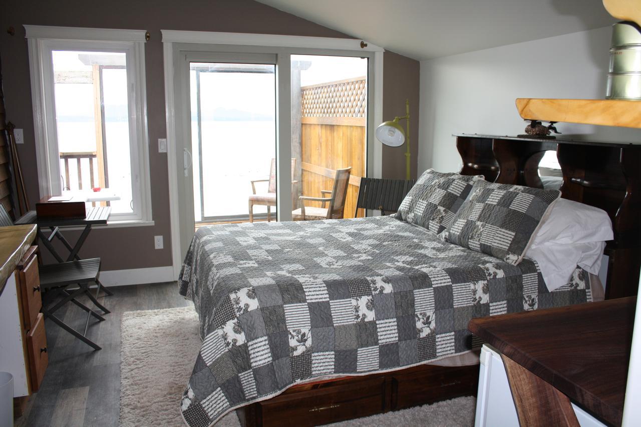 Orca Lodge Sointula Экстерьер фото