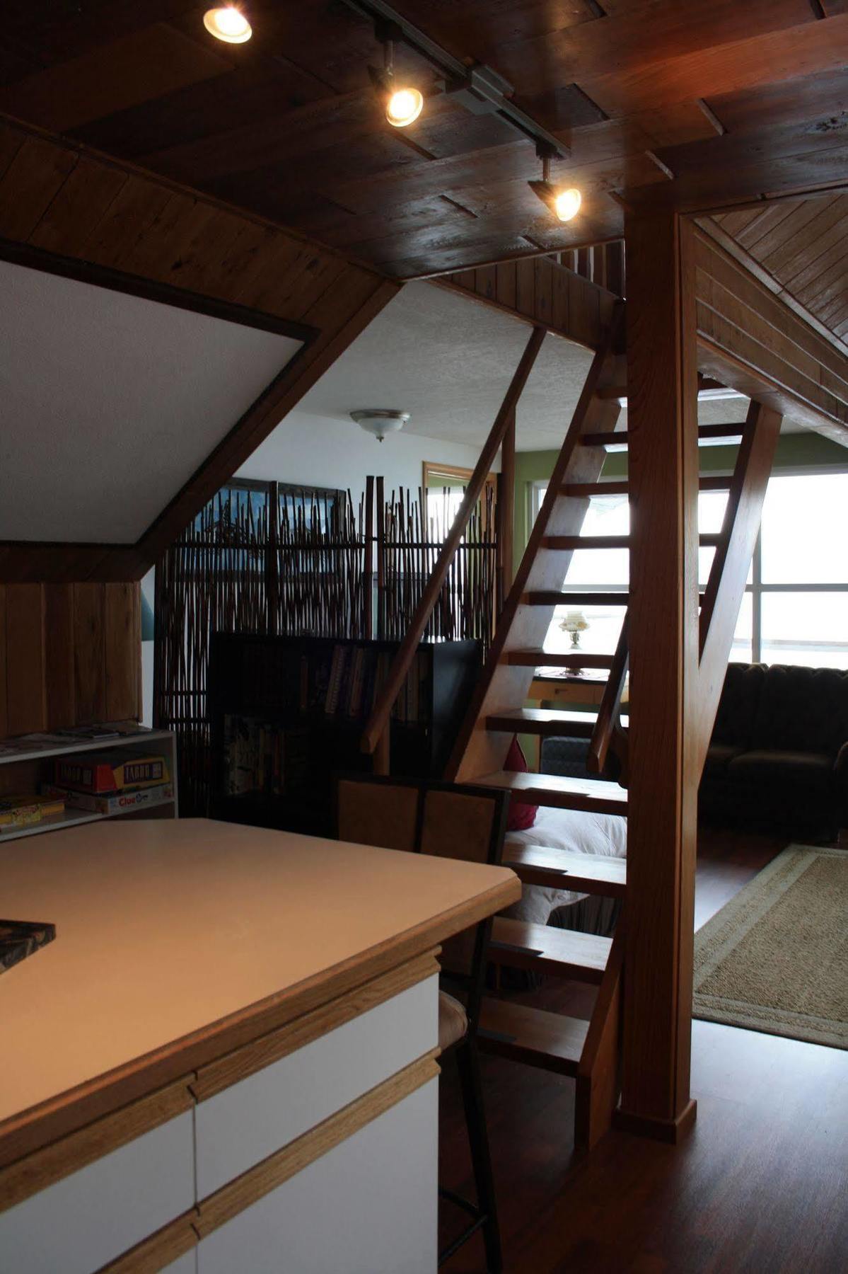 Orca Lodge Sointula Экстерьер фото